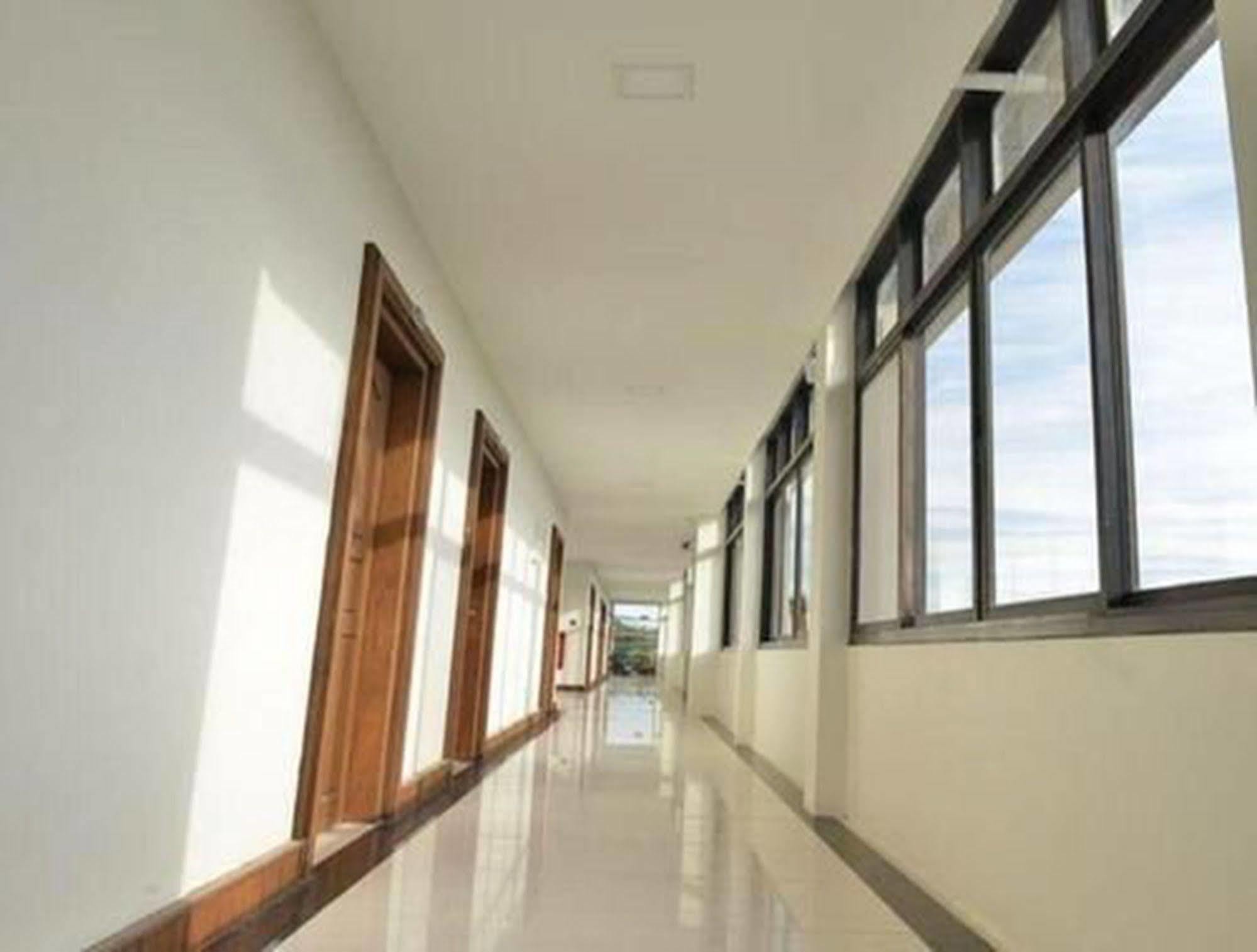 Hotel Myitkyina Ngoại thất bức ảnh